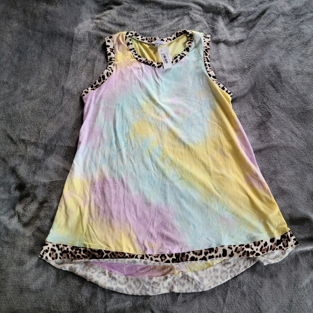 NWT swing tank